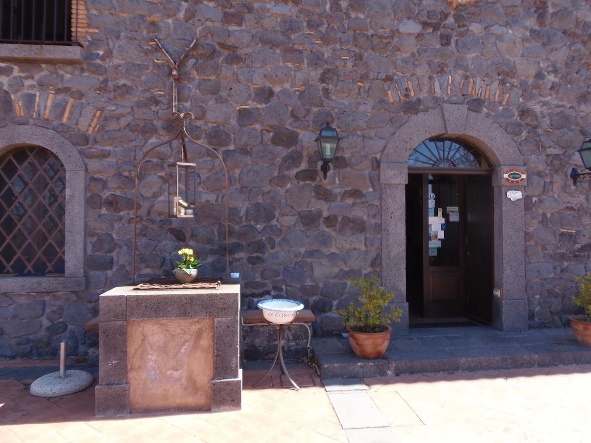 Отель Le Cisterne Dell'Etna Calcerana-Marina Экстерьер фото