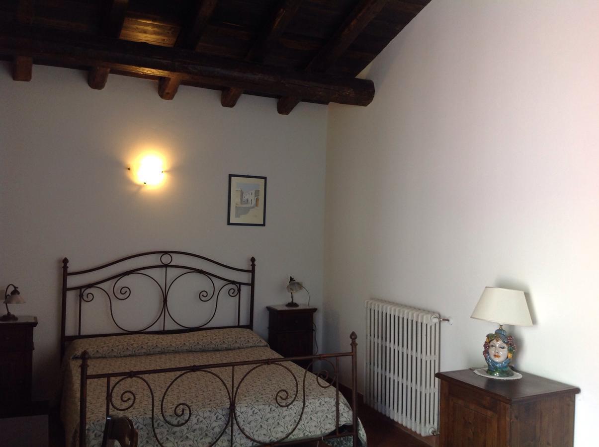 Отель Le Cisterne Dell'Etna Calcerana-Marina Экстерьер фото